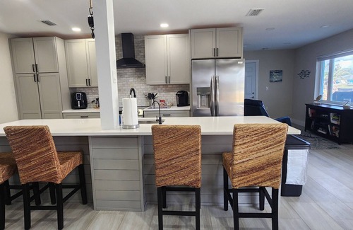 Port Charlotte House | 'Fully Updated and New' Waterfront Pool home with boat lift in paradise