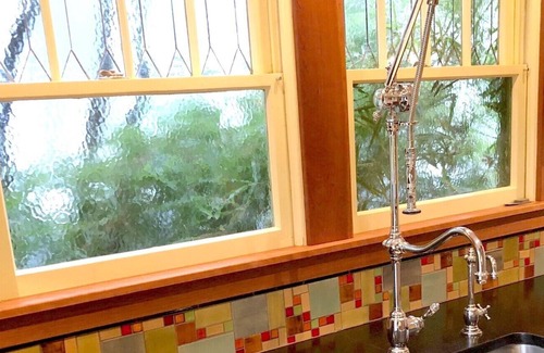 Johns Landing House | Fulton Bungalow - In the Heart of John's Landing