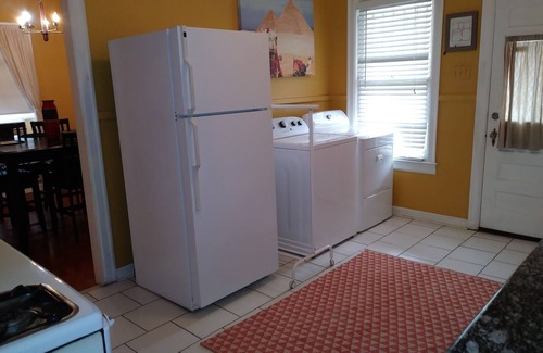 Monte Vista Apartment | FUN! 3 miles to DT/Riverwalk, nr Trinity U, The Pearl, Fort Sam, In Monte Vista