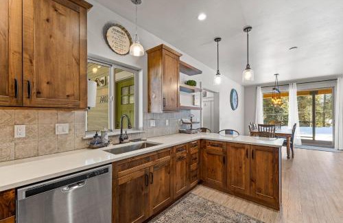 McCall House | Fun Amok by Casago McCall - Donerightmanagement