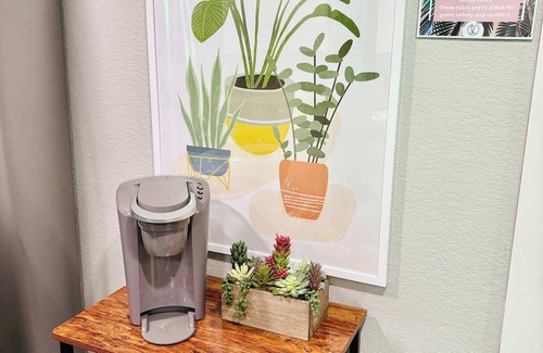 Berkley House | Fun and Affordable Dual Bedroom Lower Unit in Vibrant Denver