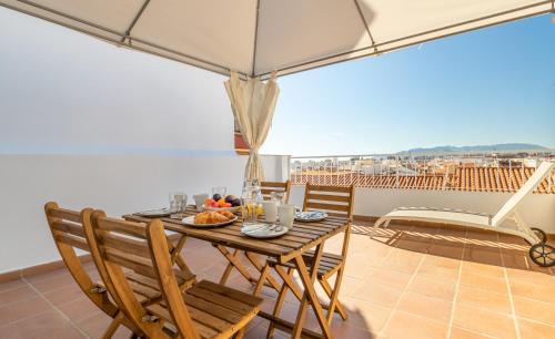 El Ejido Apartment | FUN BUILDING DUPLEXES by HOMEABOUT