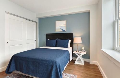 Downtown Jacksonville Apartment | Fun Cozy Apts - 1 25 Mile Walk to TIAA Bnk Fld
