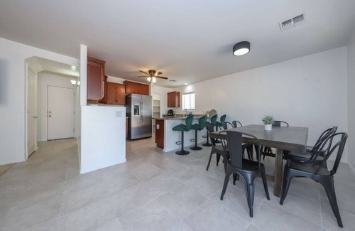 Tucson House | Fun Family-Friendly Five-Bedroom w/Game Room!