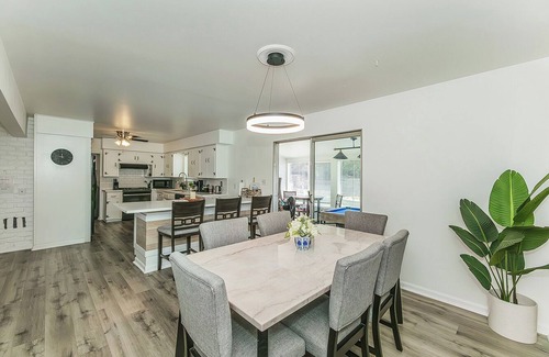 Roosevelt House | Fun family friendly retreat with game room and pool