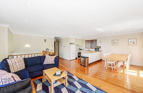 Macmasters Beach House | Fun In The Sun - Family Home