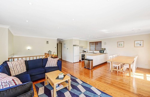 Macmasters Beach House | Fun In The Sun - Family Home
