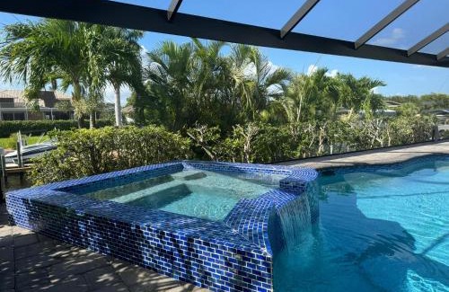 Caloosahatchee House | Fun In The Sun: Canal Access