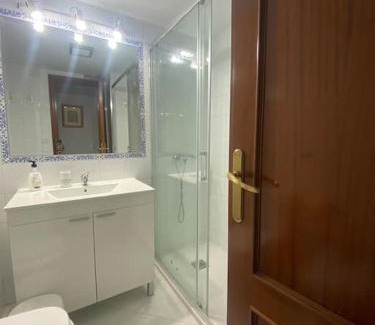 Huerta de Santa Teresa Apartment | funcional piso 4 dormitorios frente a santa justa
