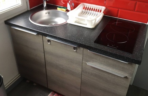 Coteaux Ouest Apartment | Functional apartment 10min from the center/500m quai de seine WIFI