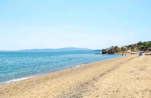 Ierissos House | Functional house by the sea at Ierissos