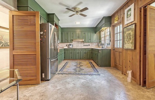 Summerville Historic District House | Funkadelic BRICK… Howse