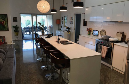 Ocean Grove House | Funky Retro Modern Home