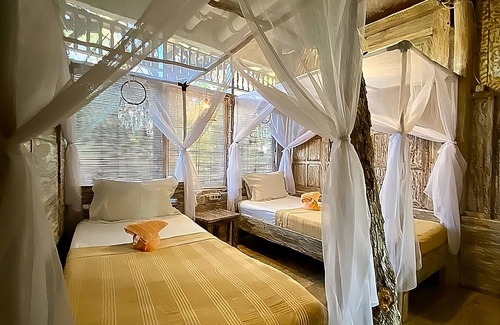 Lovina House | FunkyPlace
