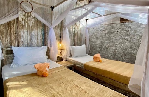 Lovina House | FunkyPlace