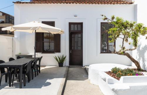 Furadouro House | Furadouro Surf Camp (House)