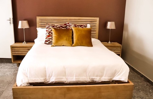 Greater Johannesburg Metropolitan Area House | FURAHA GUEST LODGE