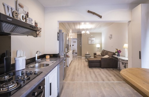 Carosse Apartment | Furnished tourist accommodation, classified 4 * with swimming pool, 2 to 3 people in St Gilles les Bains