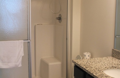 Keene - Military Road Apartment | Furnished 2-bedroom apartment on the Southwest side of Lexington!