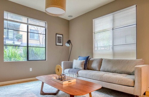 Northside Apartment | Furnished 2BR Condo in San Jose + Parking