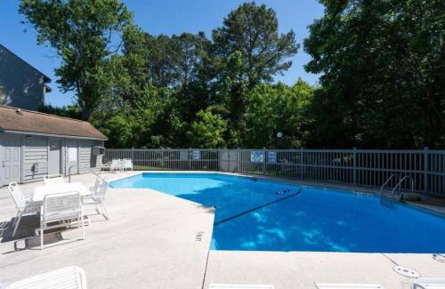 North Charleston Apartment | Furnished 3 Bedroom Condo near Trident Medical Center