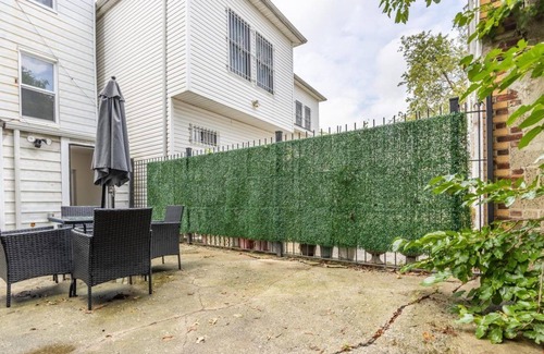 West Side Apartment | Furnished Apartment 1445 Jersey City