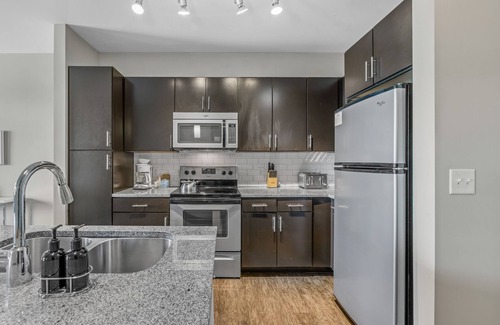Downtown Decatur Apartment | Furnished Apartments in Decatur Square