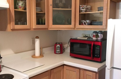 Tyrone Cottage | Furnished Cottage in Historic Silver City