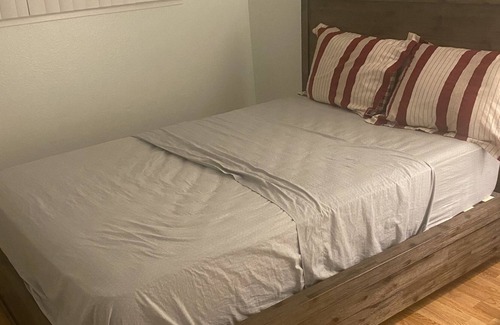 Coalinga House | Furnished home with pool in Coalinga, Ca