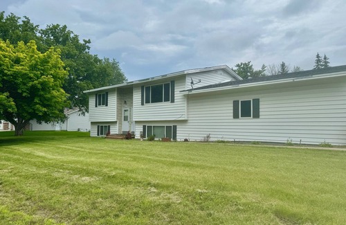 Minneapolis - St. Paul House | Furnished Prior Lake Duplex. Near Downtown, Mystic Lake Casino and the LAKE!