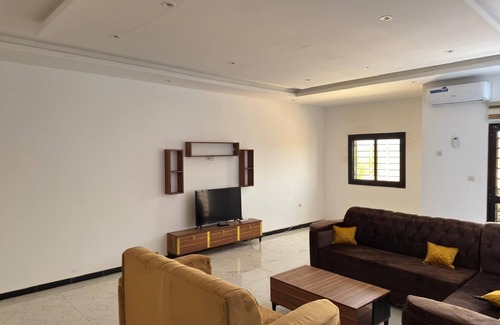 Diass Apartment | FURNISHED ROOM AT THE AIRPORT DIASS