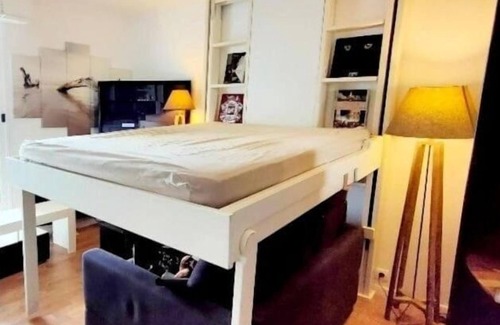 Joinville-le-Pont Apartment | Furnished studio panoramis Eiffel Tower view