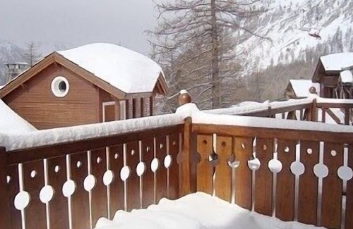 Isola Apartment | FURNISHED STUDIO ISOLA 2000