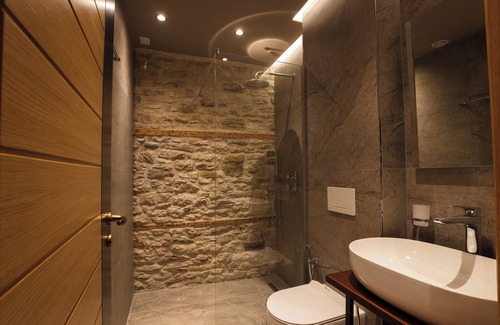 Gjirokaster Hotel | Furra Restaurant & Rooms