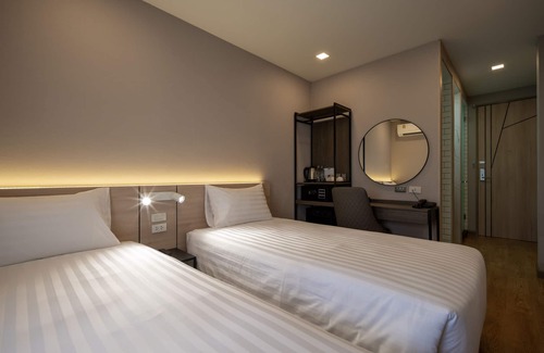 Ratchathewi Hotel | fyn park hotel