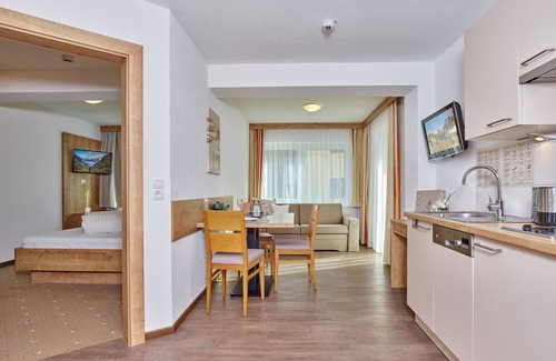 Soelden Apartment | Gästehaus Bergkristall