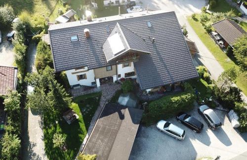 Wallgau Apartment | Gästehaus Bergkristall