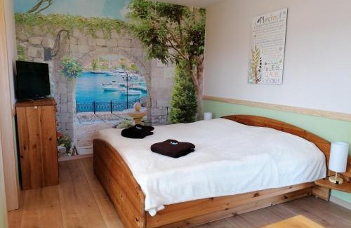 Meuspath Bed & Breakfast | Gästehaus Celine