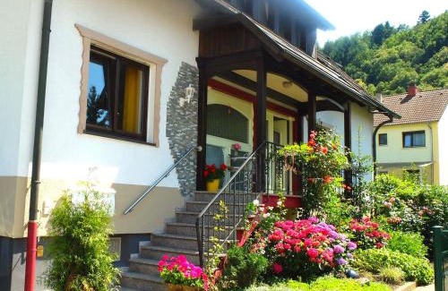 Oberkirch House | Gästehaus Hermine
