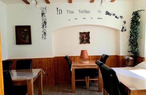 Zeltingen-Rachtig House | Gästehaus Kretschmann