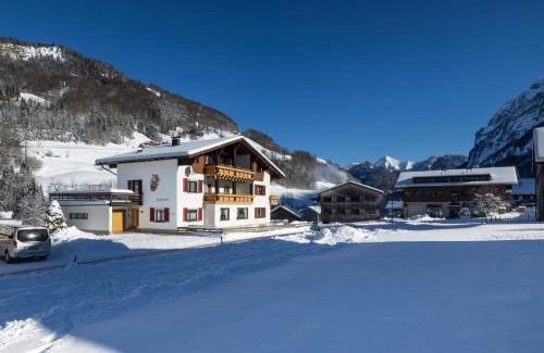 Mellau House | Gästehaus Manuela Puchmayr