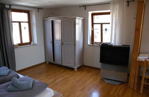 Bochingen House | Gästehaus PALATINAS