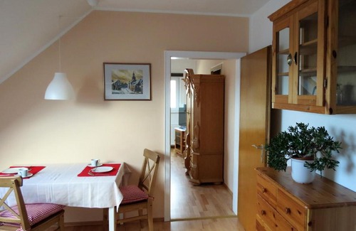 Cronenberg Apartment | Gästehaus Schönenberg
