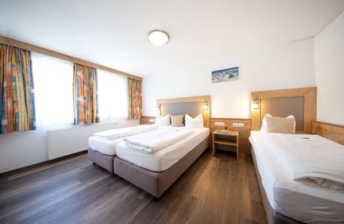 Soelden Hotel | Gästehaus Waldesrand