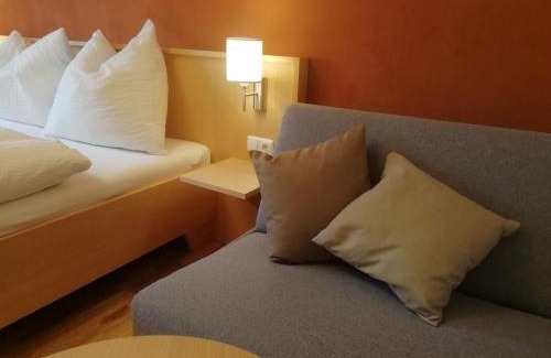 Gedersdorf House | Gästezimmer Familie Fries