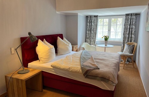Krakow am See House | Gästezimmer in herrschaftlicher Villa