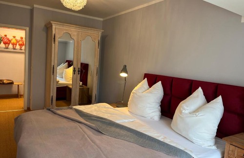 Krakow am See House | Gästezimmer in herrschaftlicher Villa