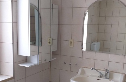 Kinheim Apartment | Gästezimmer Ring, Deutschland