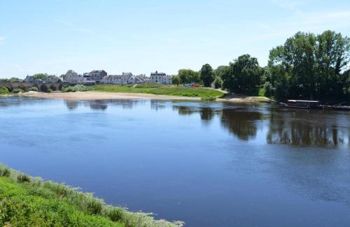 Chinon House | Gîte 2 pers. avec terrasse, WIFI, proche des châteaux - FR-1-381-508