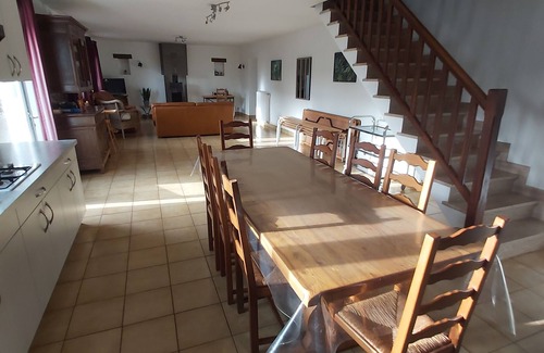 Languidic House | Gîte 4 Chambres en Campagne. Piscine Juillet et Août